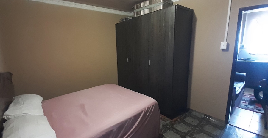 1 Bedroom Property for Sale in Botshabelo Free State